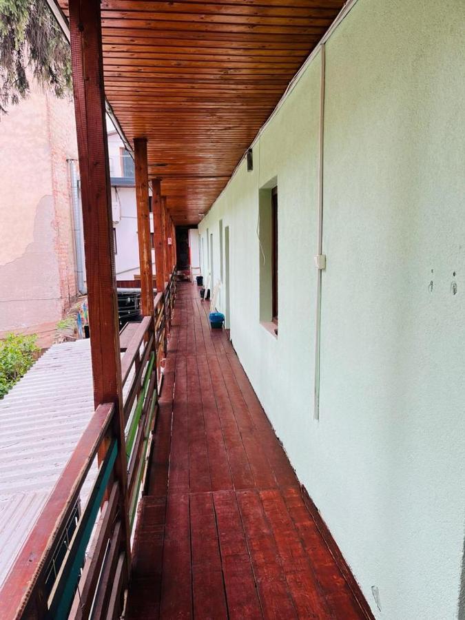 Zen Hostel คลูจ-นาโปกา ภายนอก รูปภาพ