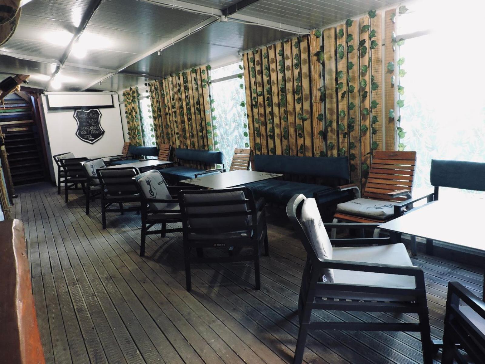 Zen Hostel คลูจ-นาโปกา ภายนอก รูปภาพ